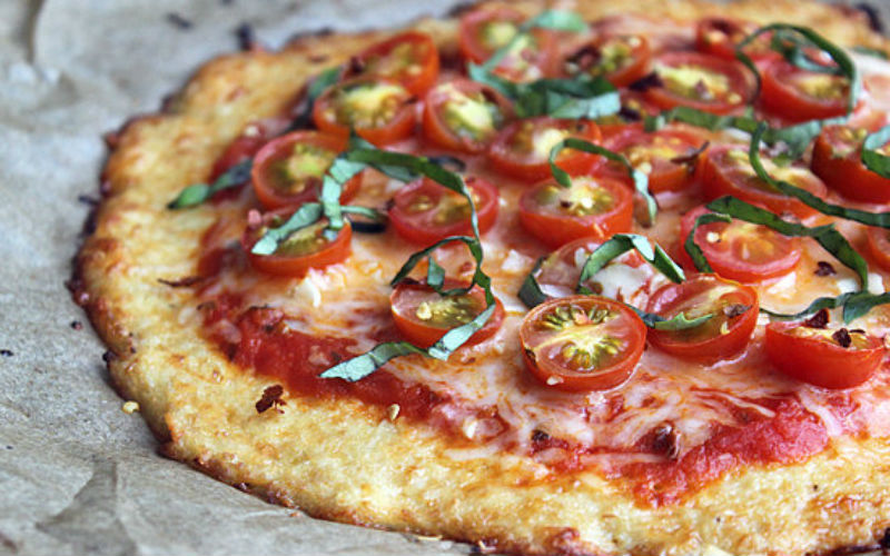 Pizza low carb com 9 receitas para você fazer