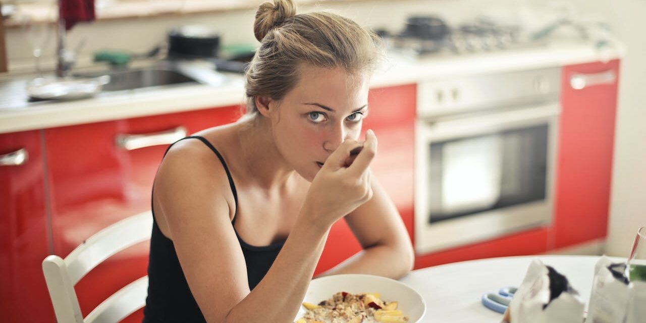 Os Riscos Invisíveis: Os Perigos de uma Dieta Mal Elaborada para a Saúde